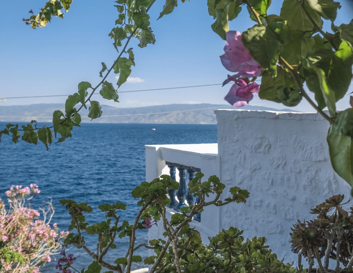 Lotus Sweet Home Hydra Dış mekan fotoğraf